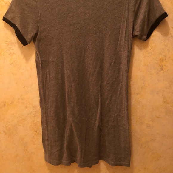 More Issues Than Vogue Forever 21 long t-shirt - Picture 2 of 3